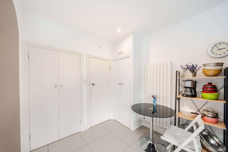 Kitchen Storage- click for photo gallery